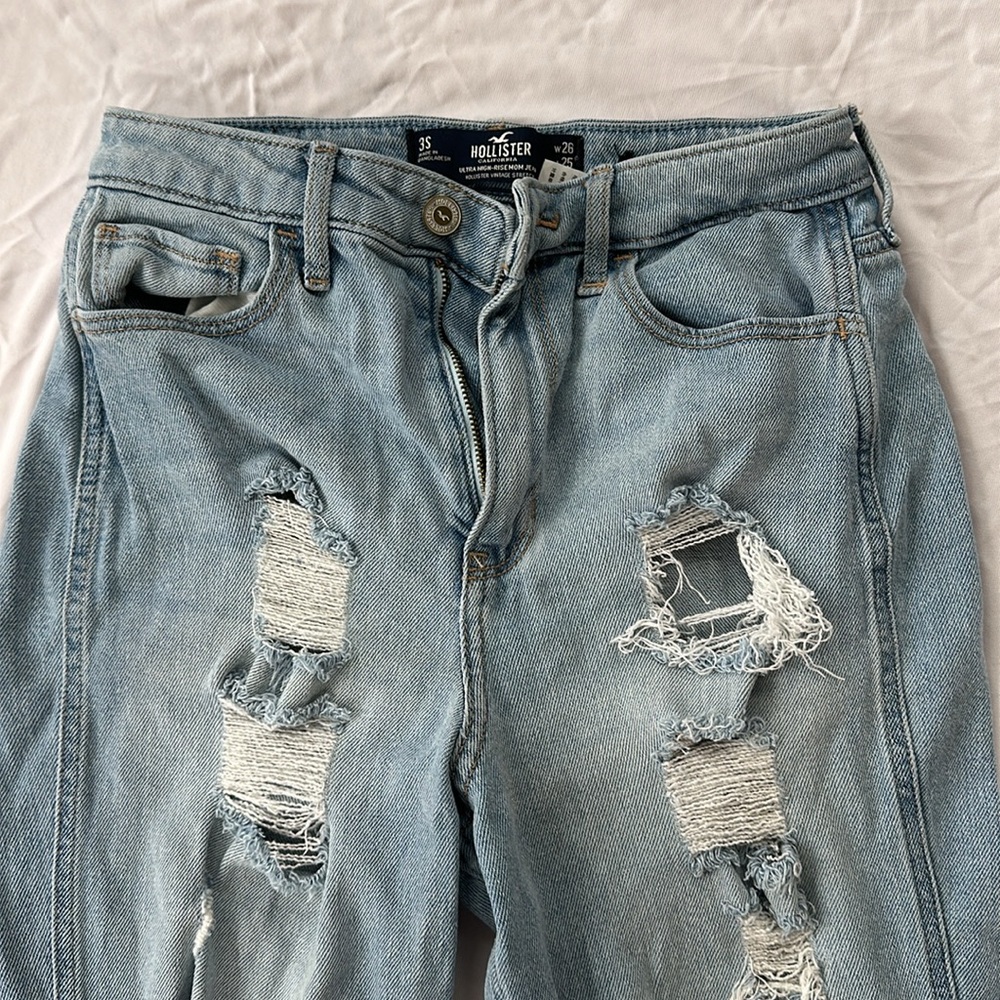 Hollister Size 3S / W26 25” Straight leg